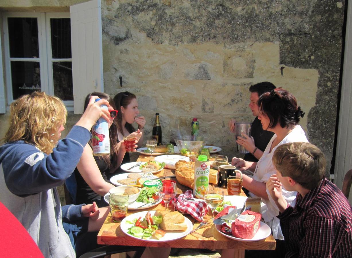 Romantic Gite Nr St Emilion With Private Pool And Views To Die For Pujols  Екстериор снимка